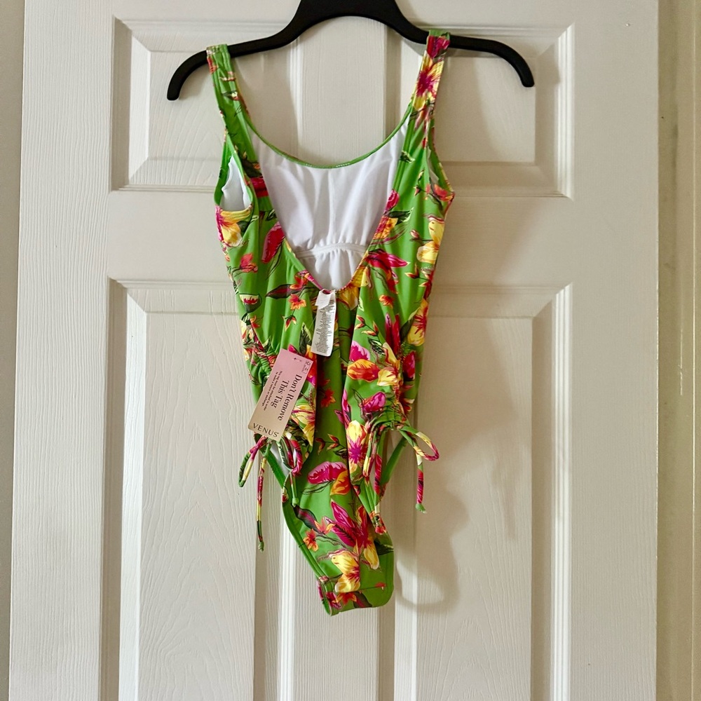 NWT Venus Tropical Green Multi One-Piece - Picture 4 of 8